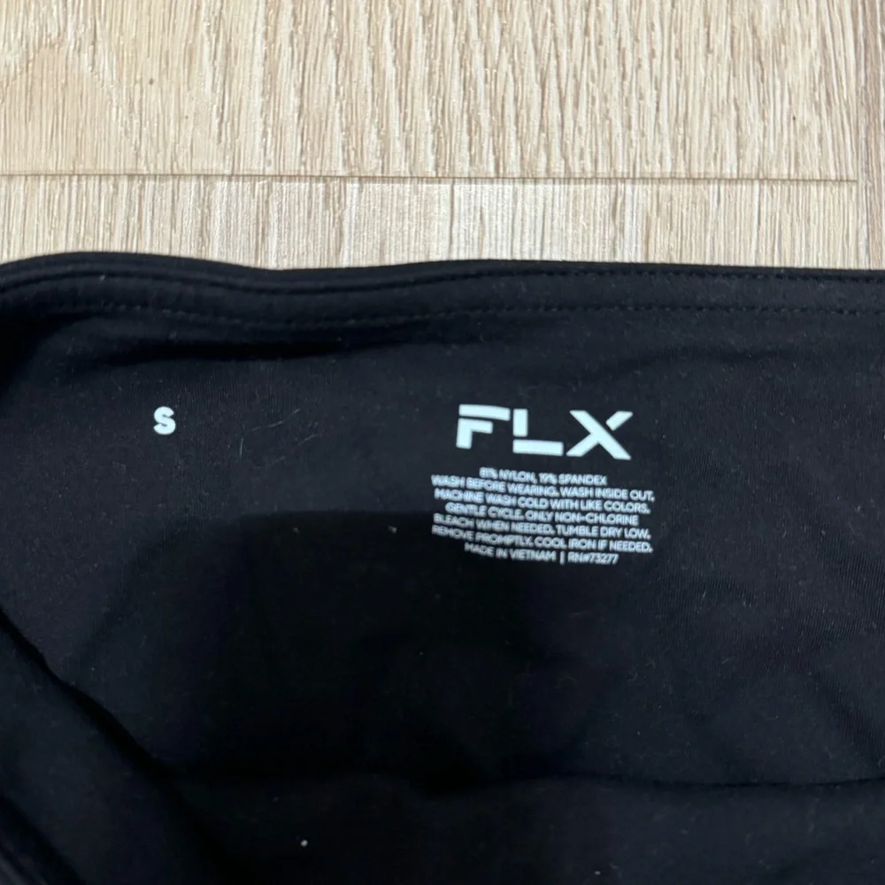 Black Leggings - Picture 2 of 3